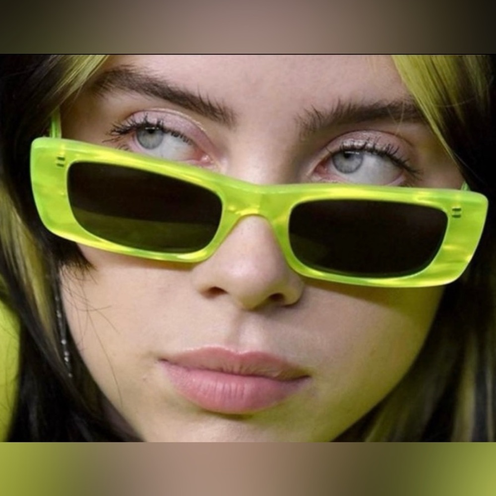 GUCCI 2025 TOP COLOR GREEN RECTANGULAR SUNNIES SEEN ON CELEBS & INFLUENCERS